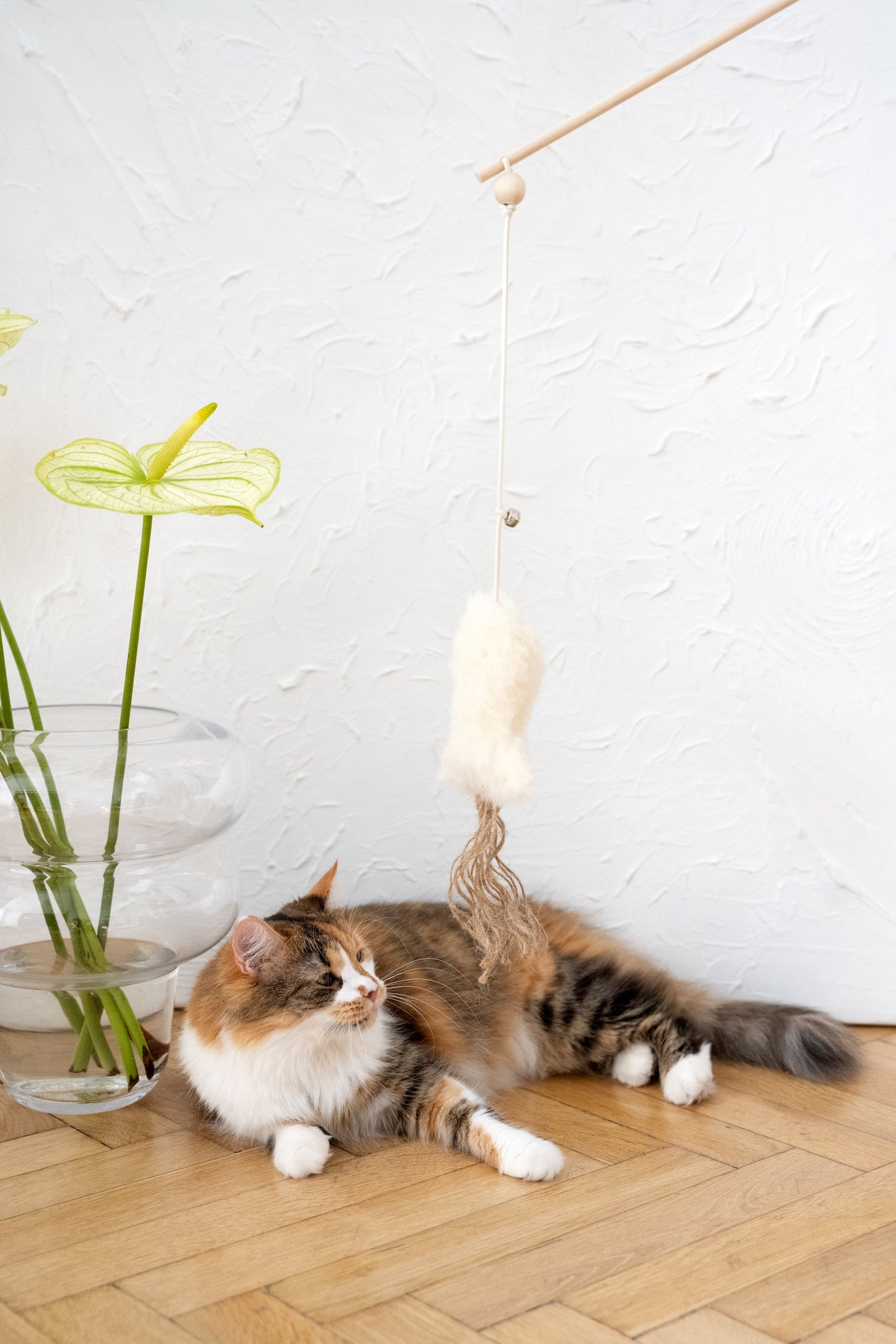 Natural Sheepskin Cat Toy: Fish-0