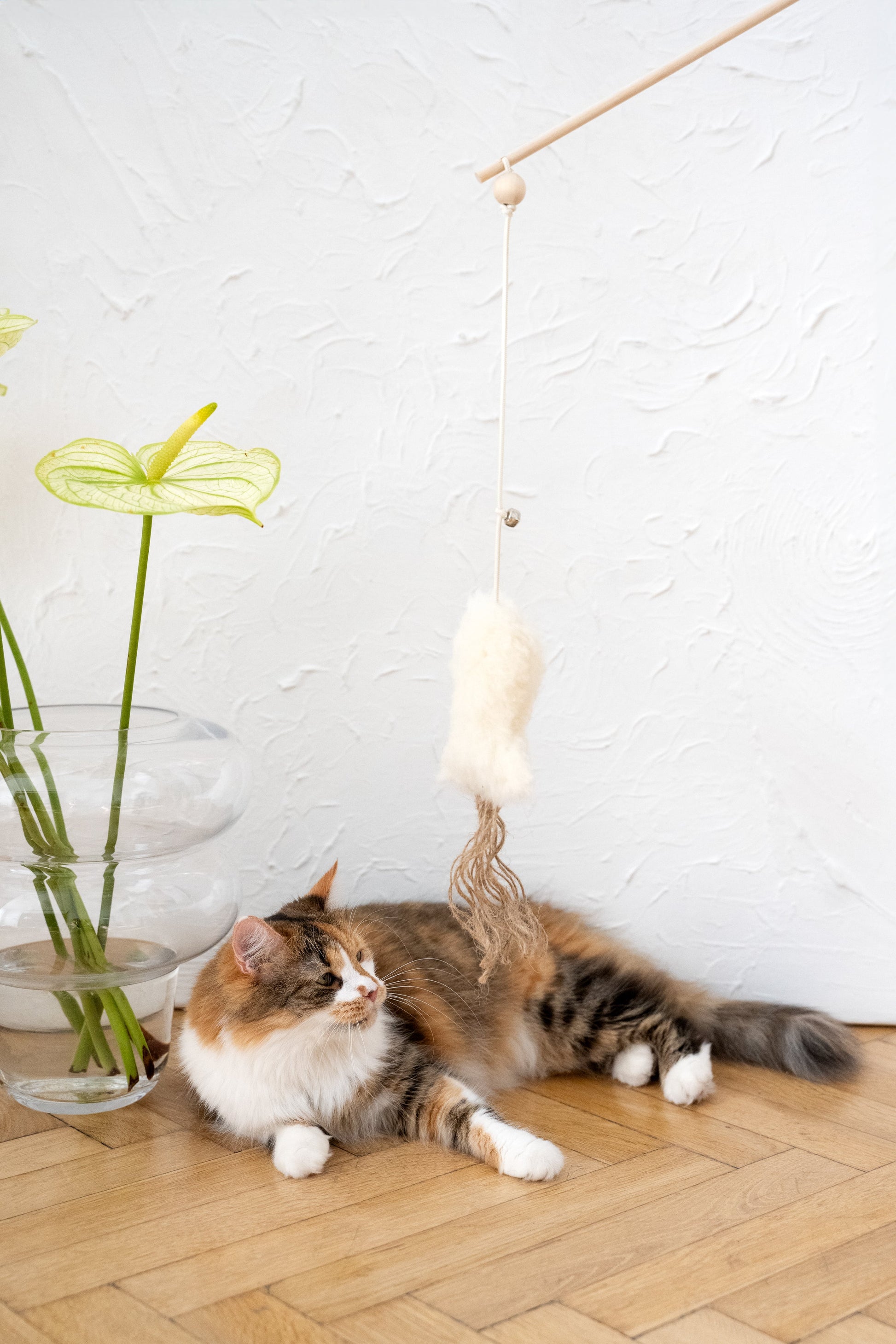 Natural Sheepskin Cat Toy: Fish-0